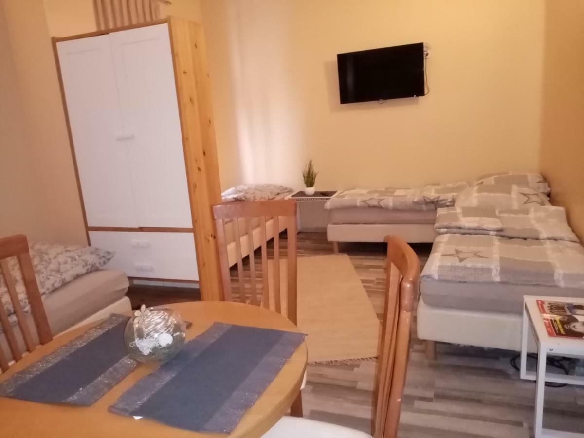 Pension 11 Apartments By Lorenc เบอร์ลิน ภายนอก รูปภาพ